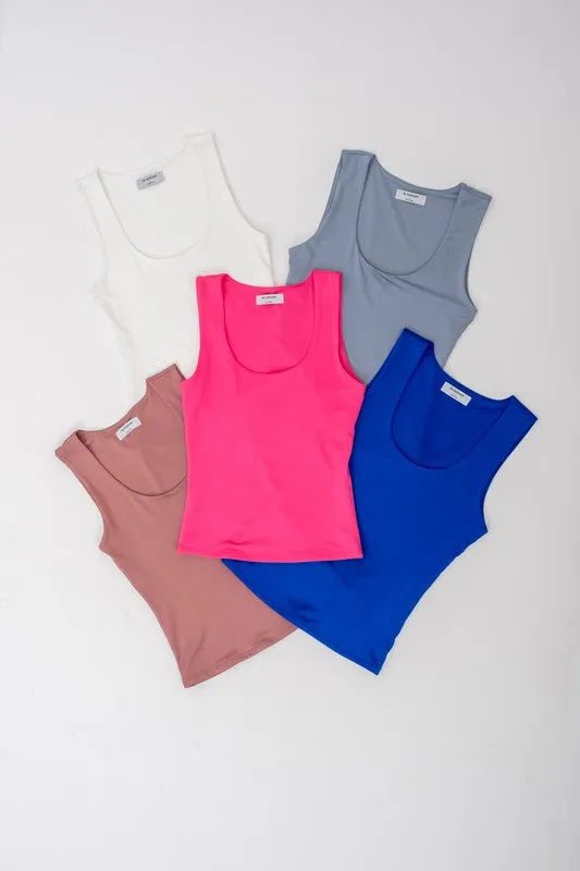 Scoop Neck Sleeveless Tank Top
