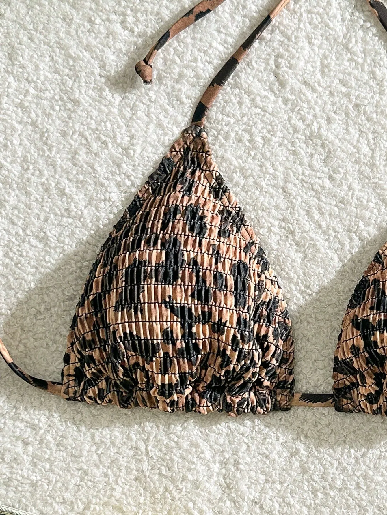 Tops de Bikini Halter con Estampado de Leopardo