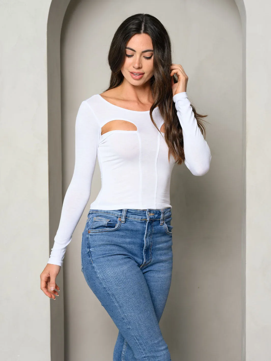 WOMEN'S LONG SLEEVE FRONT SIDE CUT OUT TOP